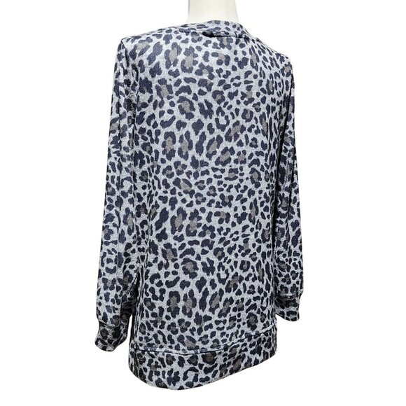 Ellen Tracy Womens Gray Animal Print VNeck Long Sleeve Warm Top Blouse Sweater M - Picture 11 of 15